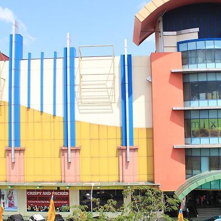 Eatern Hotel Batam Esterno foto