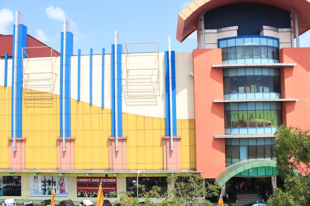 Eatern Hotel Batam Esterno foto