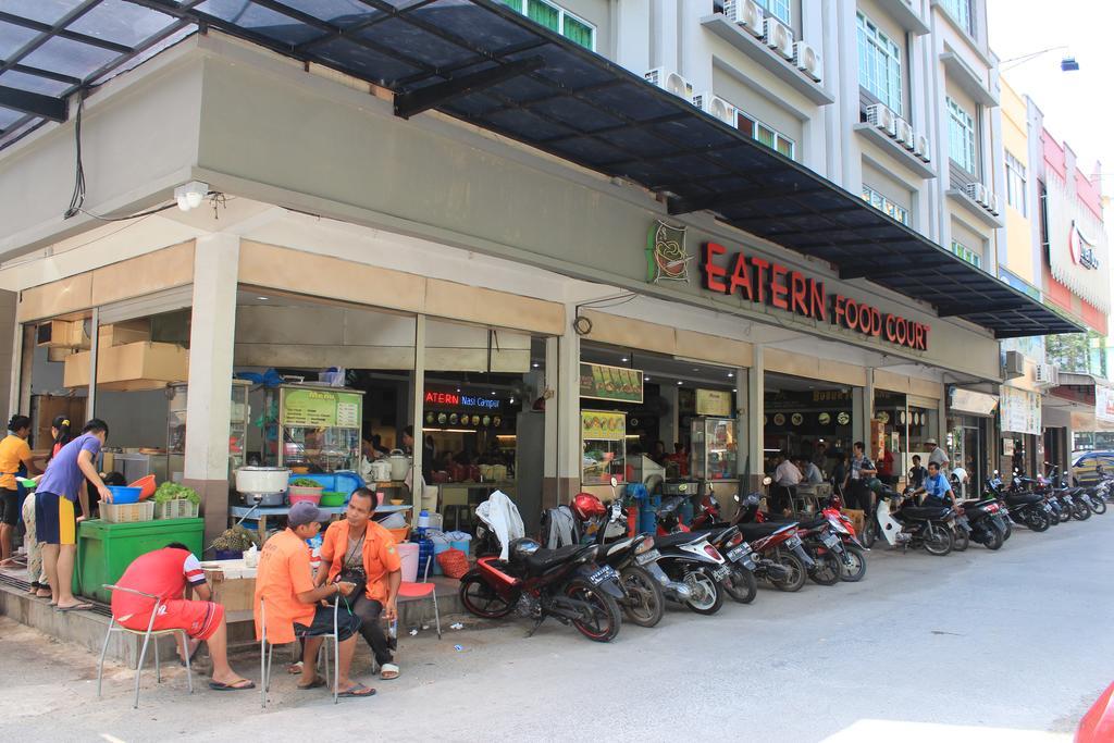 Eatern Hotel Batam Esterno foto