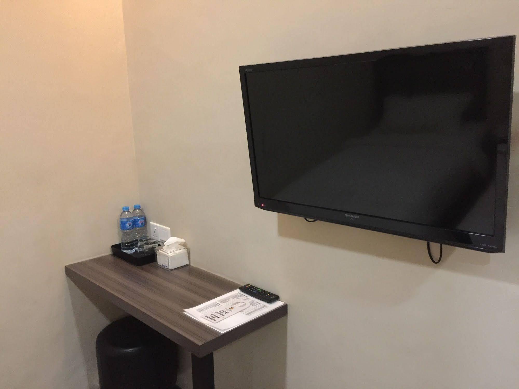 Eatern Hotel Batam Esterno foto